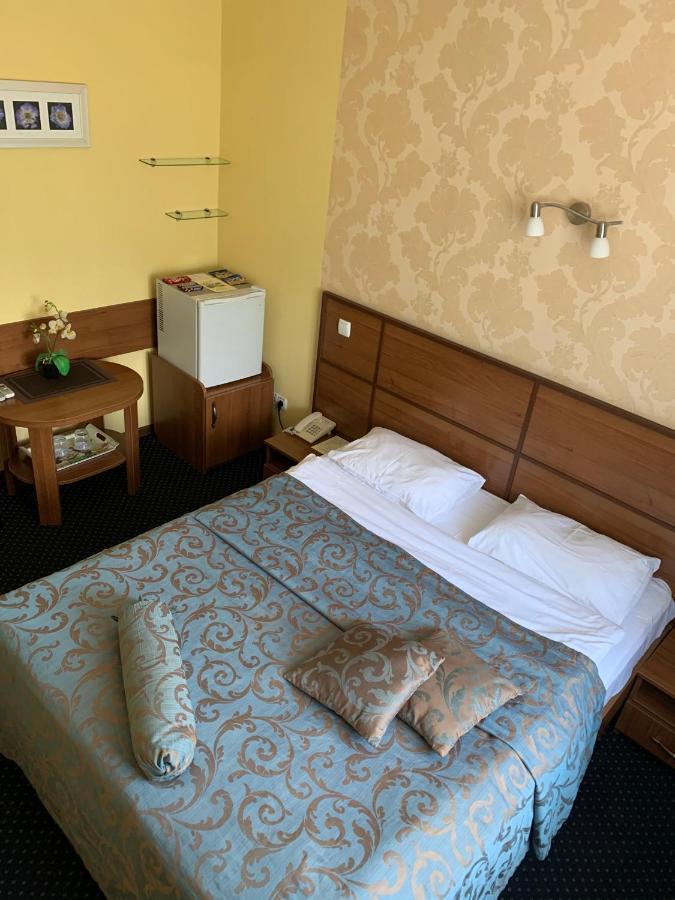 Hotel Dobrodiy Vinnitsja Eksteriør billede