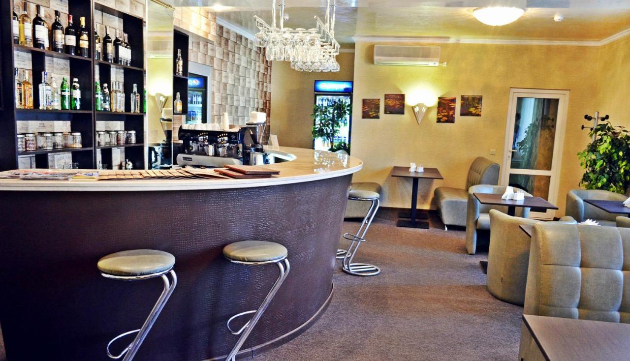 Hotel Dobrodiy Vinnitsja Eksteriør billede